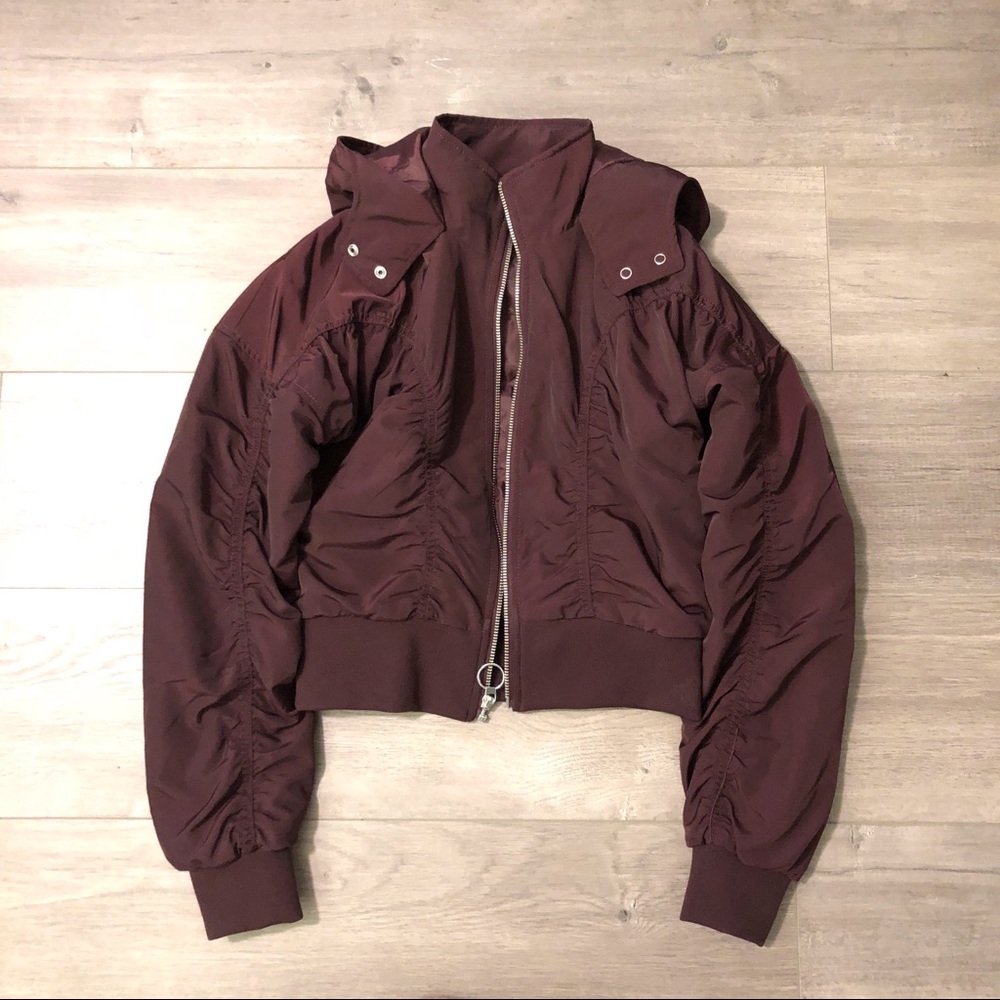 Express Cropped Jacket